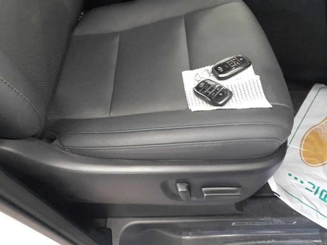 Toyota ALPHARD 2023 7643356-10