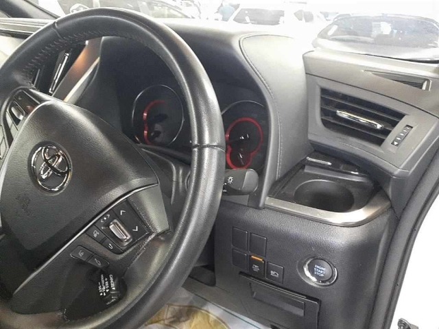 Toyota ALPHARD 2022 7643368-9