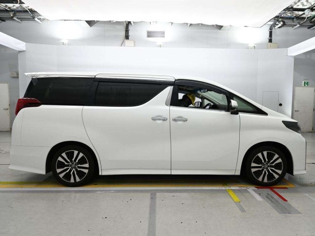 Toyota ALPHARD 2022 7643369-3