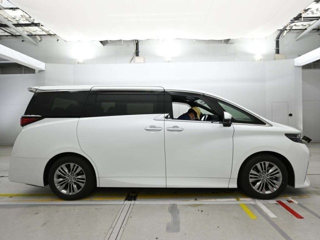 Toyota ALPHARD 2024 7643377-3