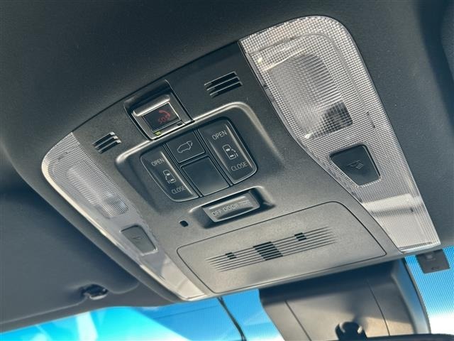 Toyota ALPHARD 2022 7643904-4