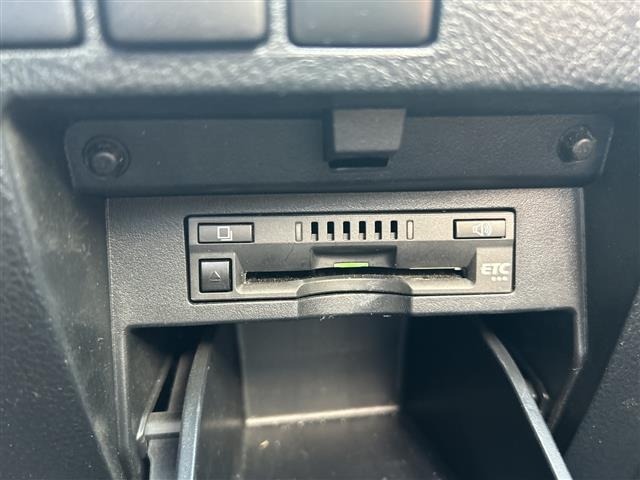 Toyota ALPHARD 2022 7643904-7