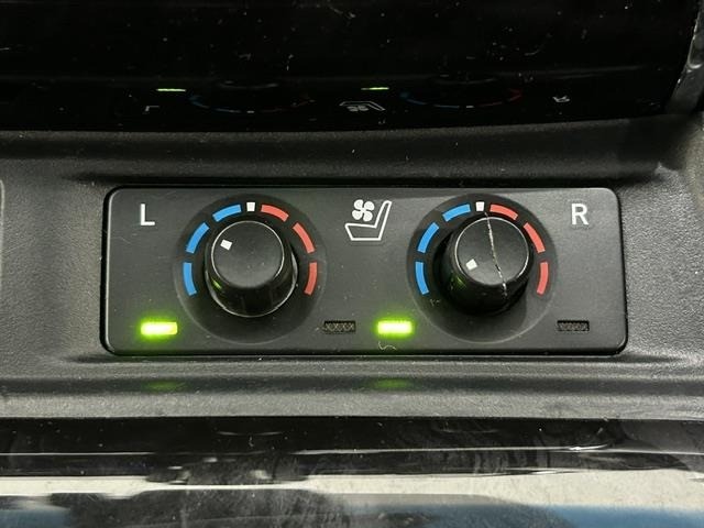 Toyota ALPHARD 2021 7643907-22