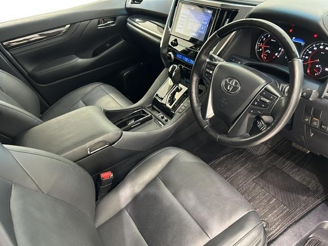 Toyota ALPHARD 2021 7643907-9