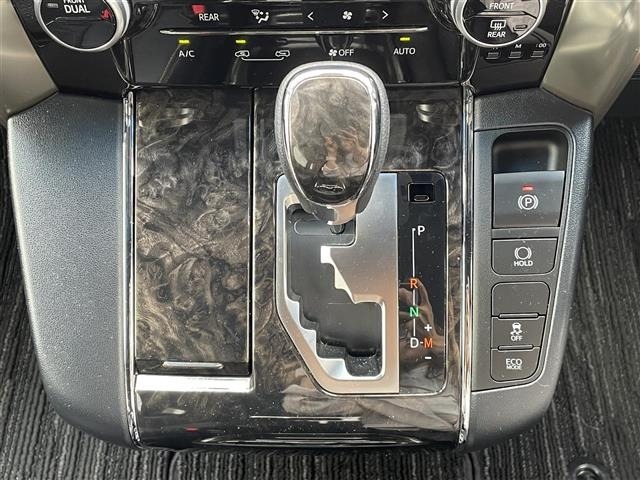 Toyota ALPHARD 2021 7643971-2
