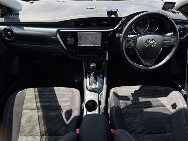 Toyota AURIS 2015 7624436-15
