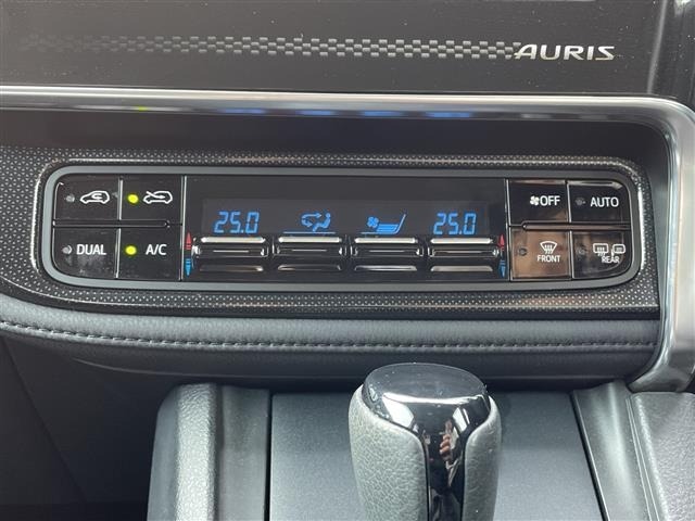 Toyota AURIS 2016 7624440-18