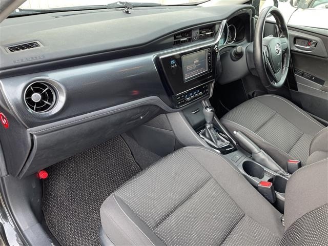 Toyota AURIS 2016 7624440-5