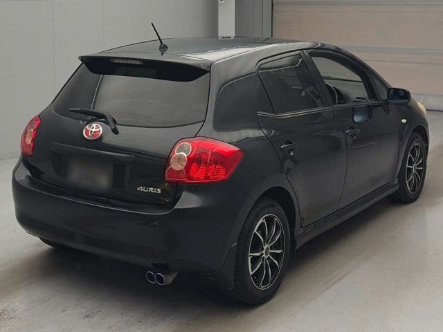 Toyota AURIS 2008 7624457-1