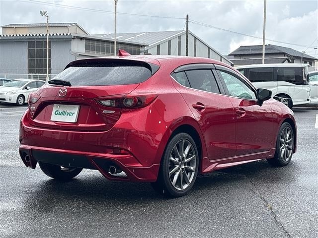 Mazda AXELA 2017 7635109-1