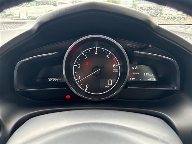 Mazda AXELA 2017 7635109-9