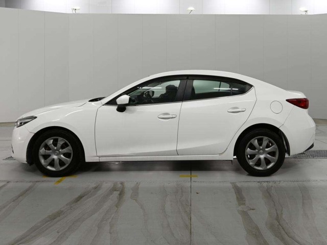 Mazda AXELA 2017 7635155-4