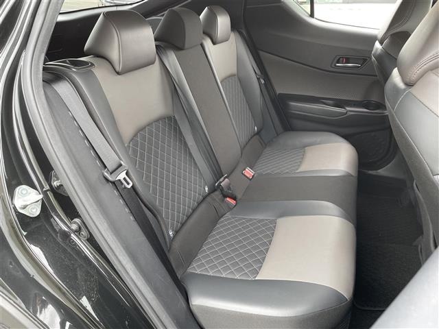 Toyota C-HR 2020 7639806-24