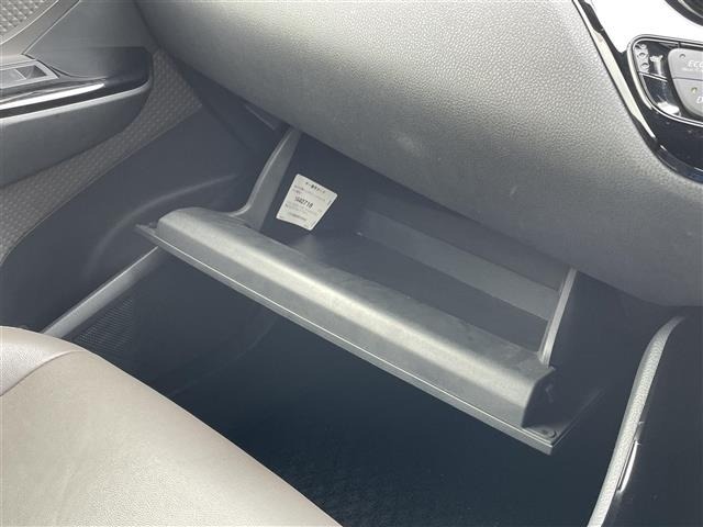 Toyota C-HR 2020 7639806-7