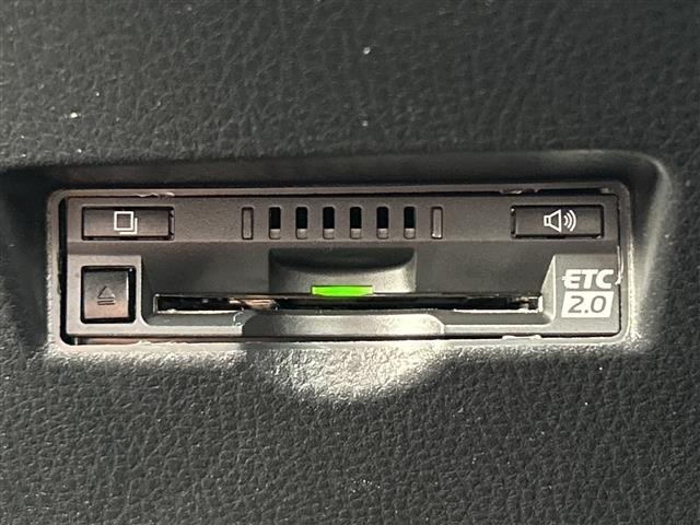 Toyota C-HR 2020 7639807-11