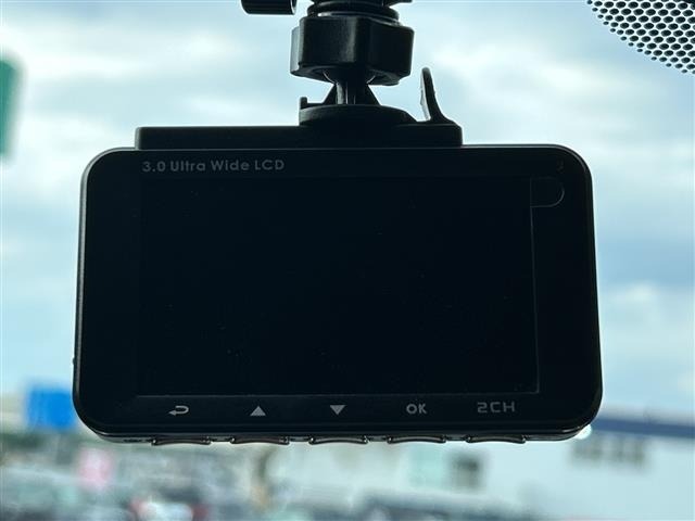 Toyota C-HR 2020 7639807-12