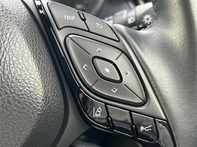 Toyota C-HR 2020 7639807-9