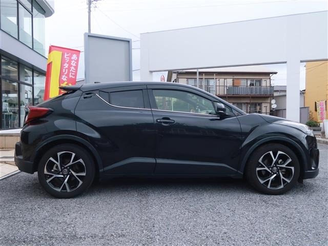 Toyota C-HR 2018 7639812-18