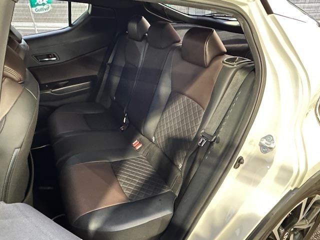 Toyota C-HR 2018 7639819-4