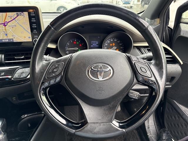 Toyota C-HR 2019 7639821-14