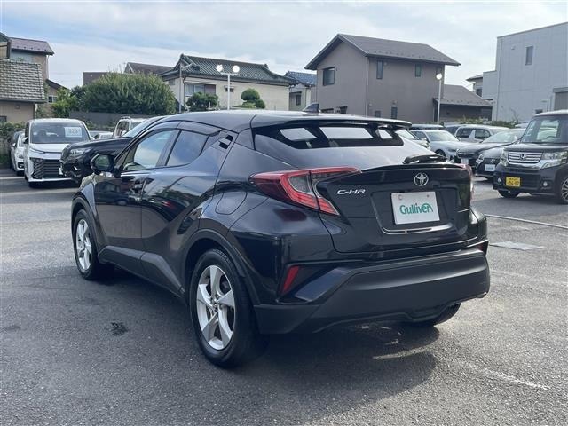 Toyota C-HR 2018 7639832-13