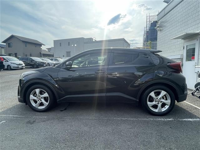 Toyota C-HR 2018 7639832-17
