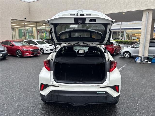 Toyota C-HR 2021 7639833-11