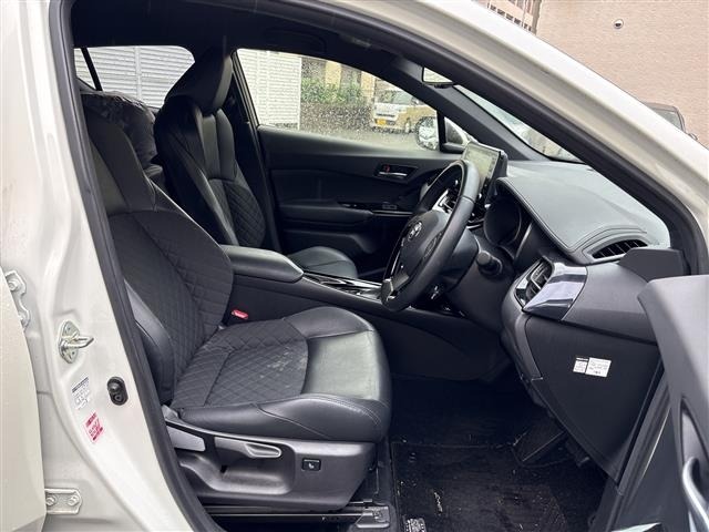 Toyota C-HR 2021 7639833-12