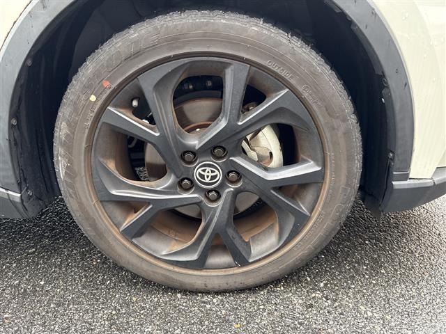 Toyota C-HR 2021 7639833-7
