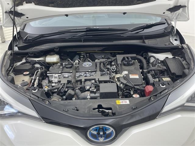 Toyota C-HR 2021 7639835-14