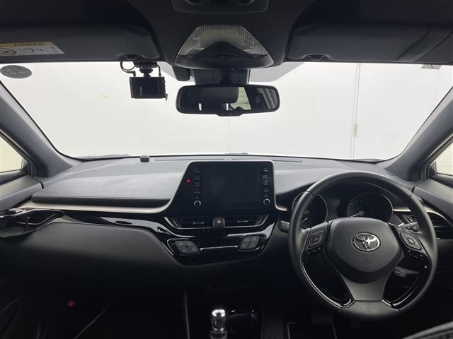 Toyota C-HR 2021 7639835-15