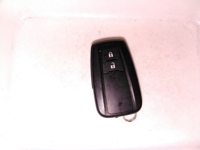 Toyota C-HR 2017 7639878-10