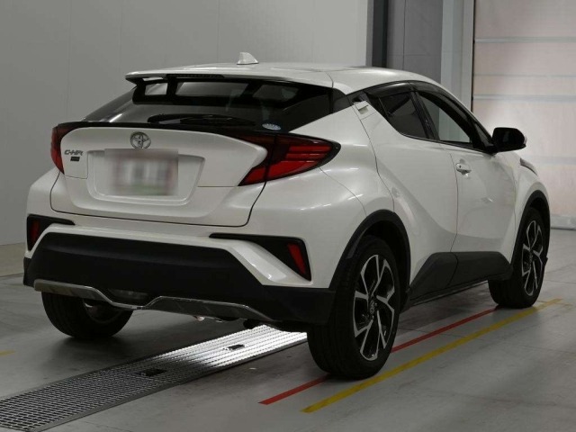 Toyota C-HR 2020 7639885-1