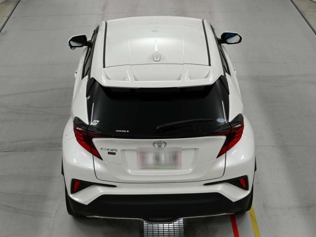 Toyota C-HR 2020 7639885-8