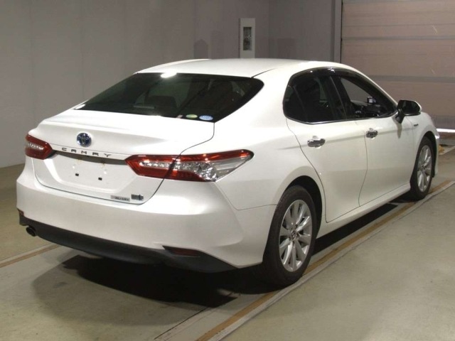 Toyota CAMRY 2017 7640471-1