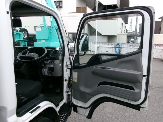 Mitsubishi CANTER 2018 7625382-14