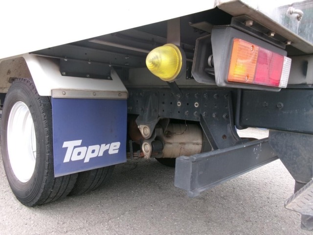 Mitsubishi CANTER 2018 7625382-9