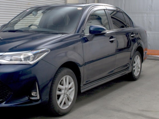 Toyota COROLLA AXIO 2018 7624033-4