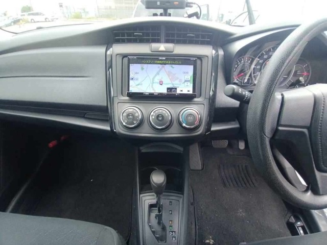 Toyota COROLLA AXIO 2020 7624037-11