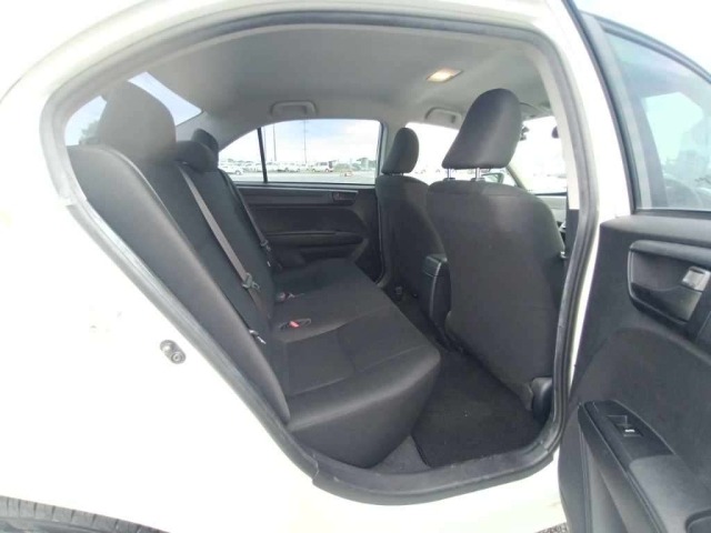 Toyota COROLLA AXIO 2020 7624037-12