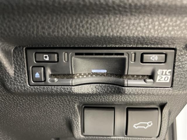 Toyota COROLLA CROSS 2025 7623637-21