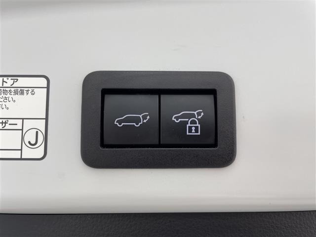 Toyota COROLLA CROSS 2022 7623639-8