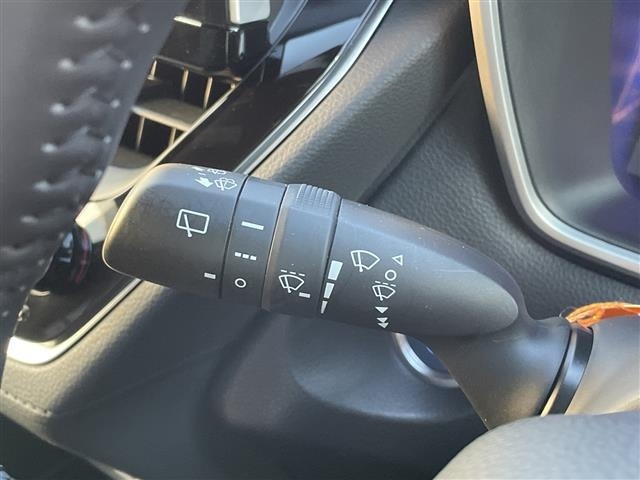 Toyota COROLLA CROSS 2023 7623643-8