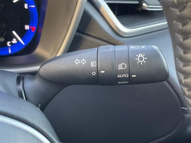 Toyota COROLLA CROSS 2023 7623643-9