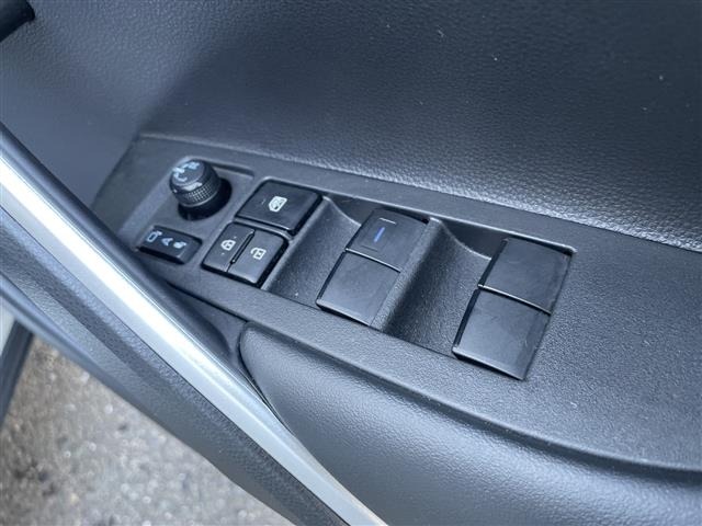 Toyota COROLLA CROSS 2023 7623656-20