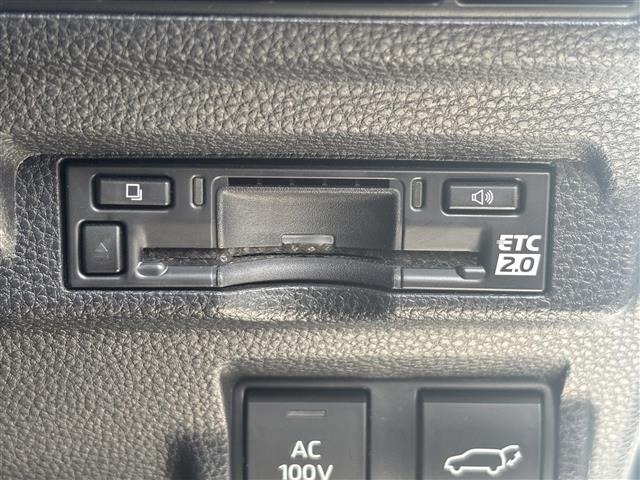 Toyota COROLLA CROSS 2024 7623658-1