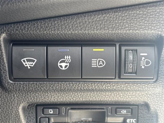 Toyota COROLLA CROSS 2024 7623658-19