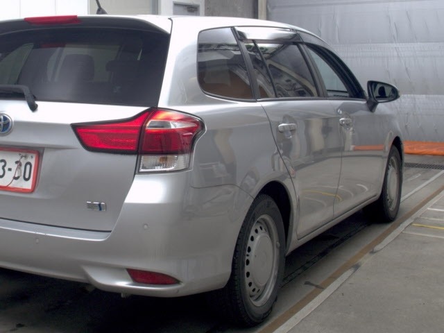 Toyota COROLLA FIELDER 2021 7641162-5