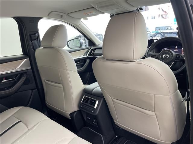 Mazda CX-60 2023 7627124-5