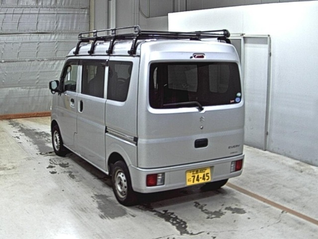 Suzuki EVERY 2018 7638870-1